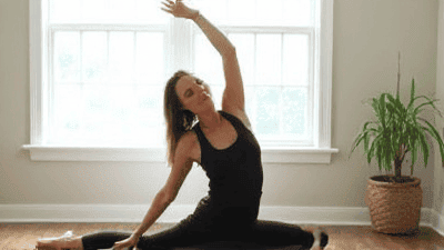 Morning Stretches: 10 Minutes to Wake Your Body