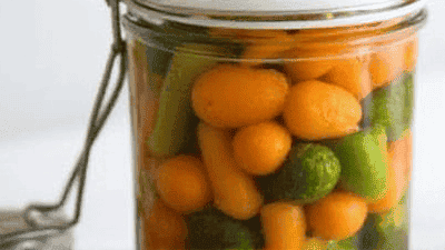 Pickling Veggies: From Cucumbers to Carrots